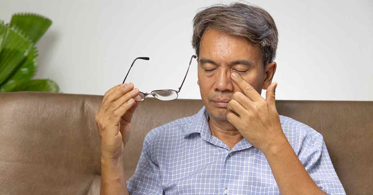 Man with eye pain